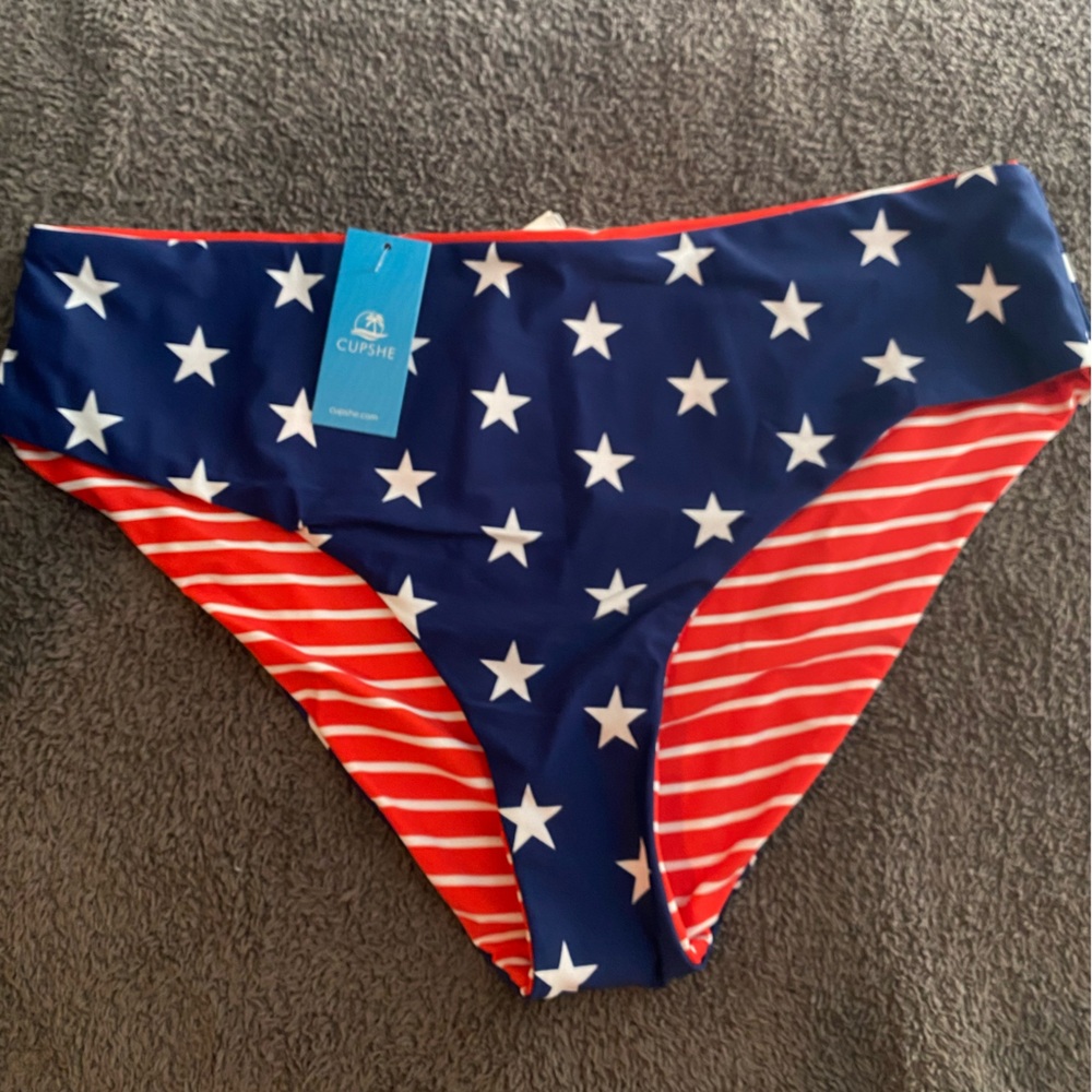 CUPSHE reversible swimsuit bottom American red white blue flag NWT XL